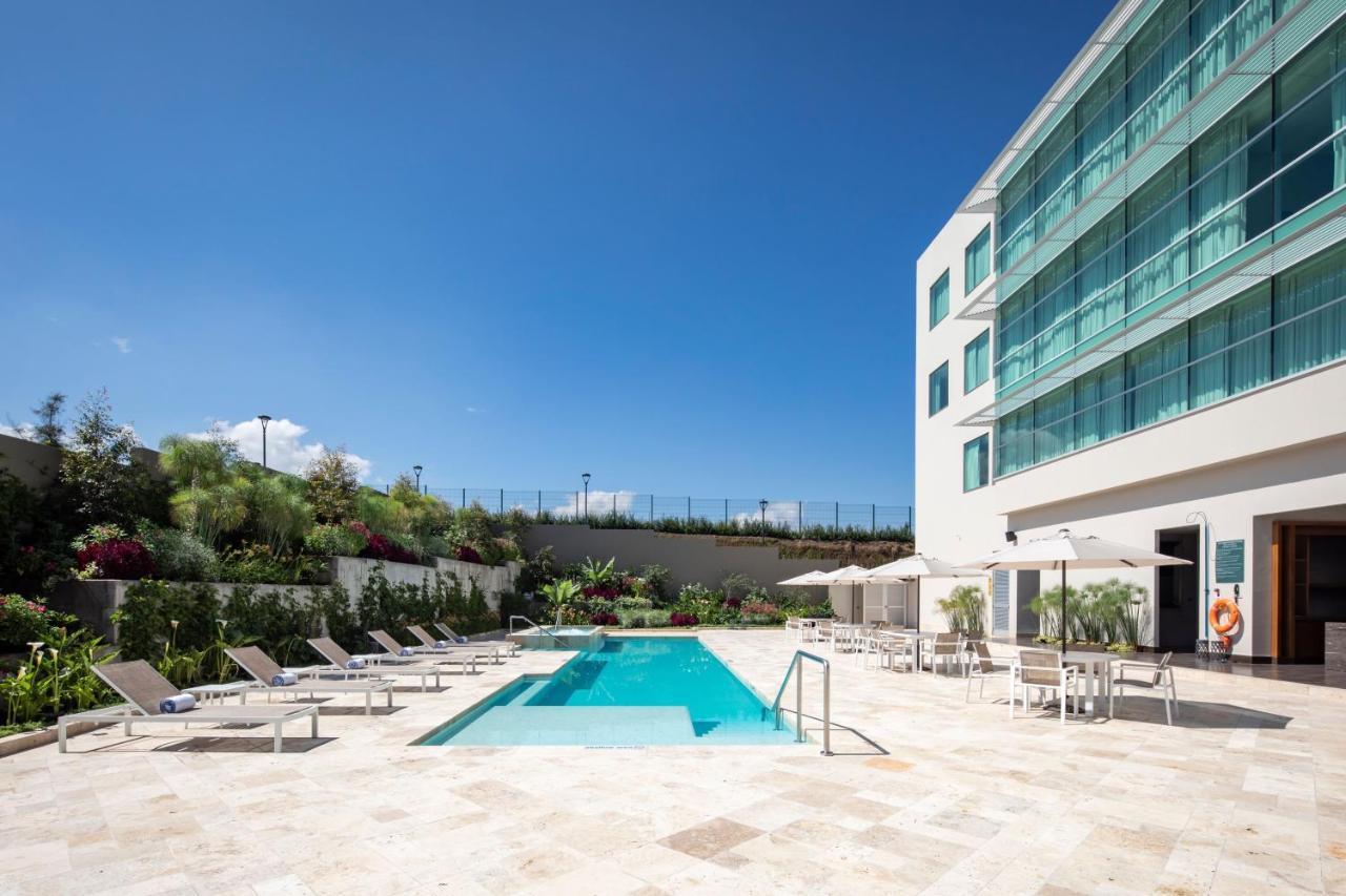 Holiday Inn - Quito Airport By Ihg タバベラ エクステリア 写真
