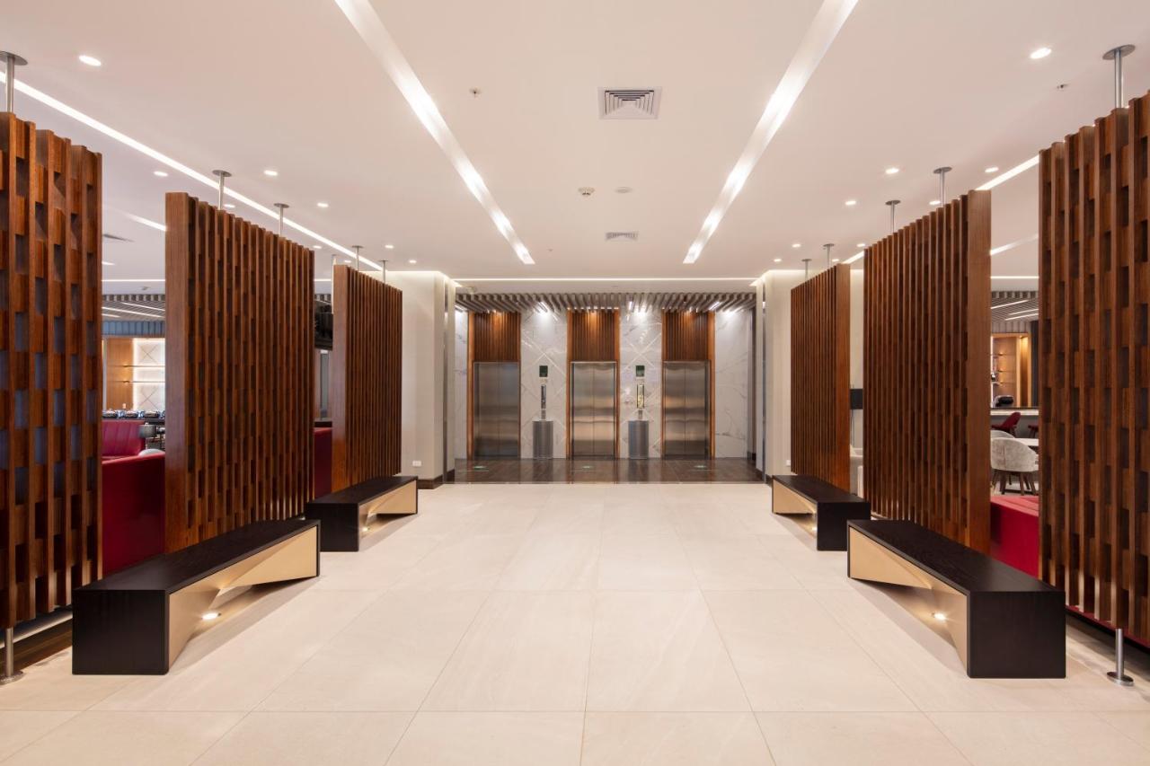 Holiday Inn - Quito Airport By Ihg タバベラ エクステリア 写真 The interior of the new terminal