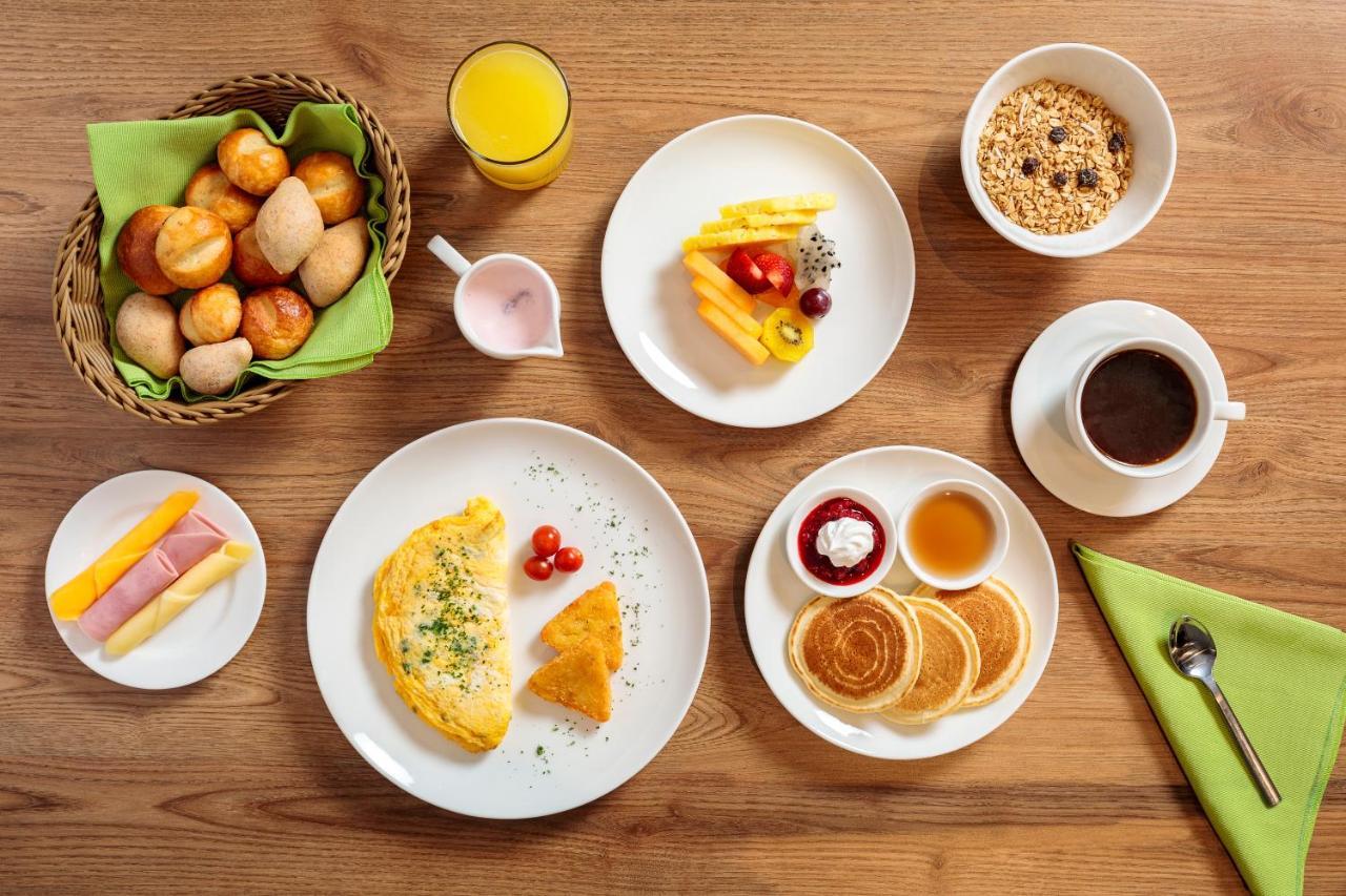 Holiday Inn - Quito Airport By Ihg タバベラ エクステリア 写真 A typical breakfast